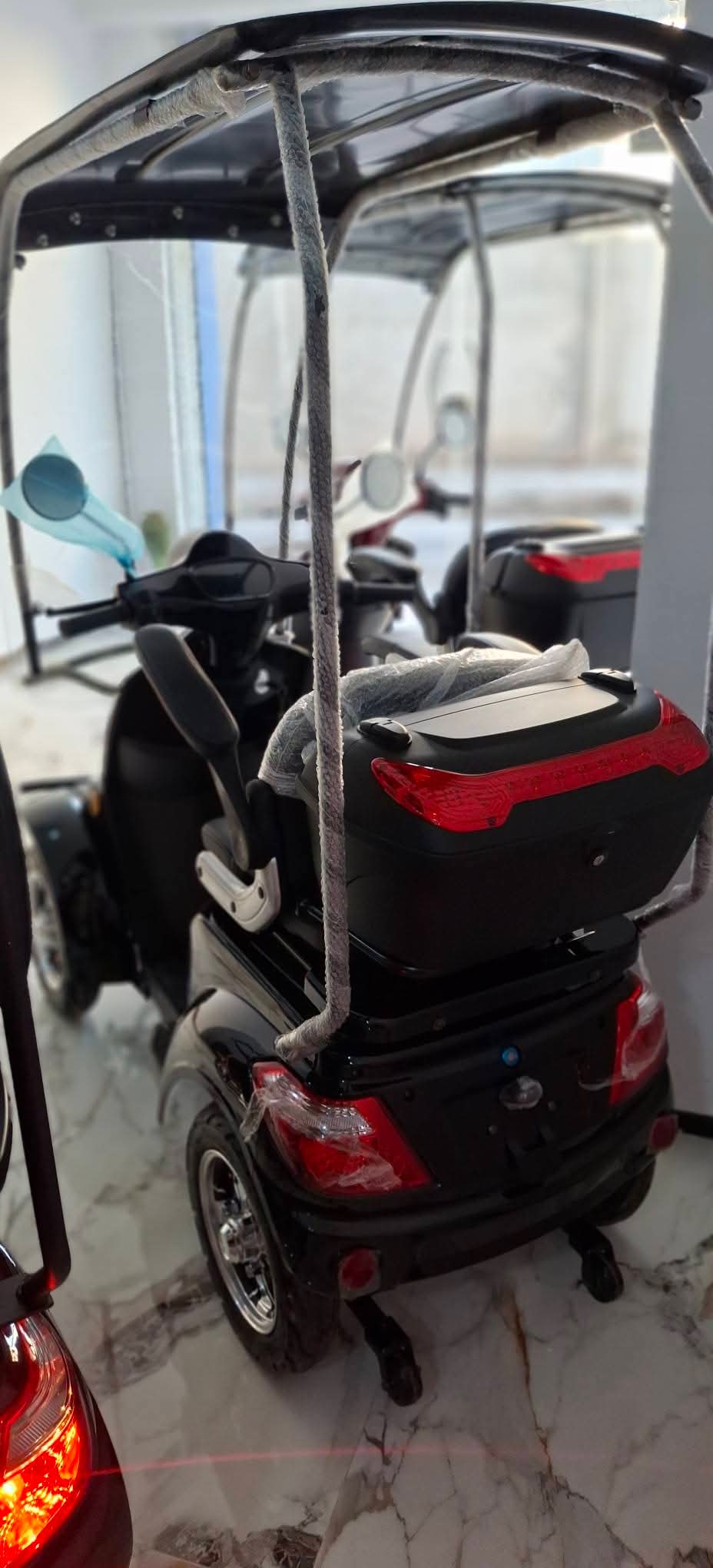 Scooters électriques de sécurité à 4 roues