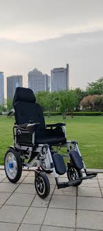 fauteuil roulant electrique avec telecommande