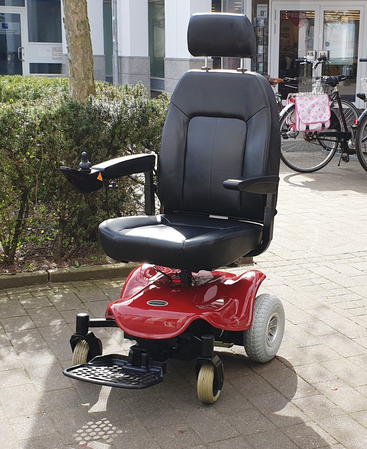 Fauteuil Roulant Électrique Confort JL139